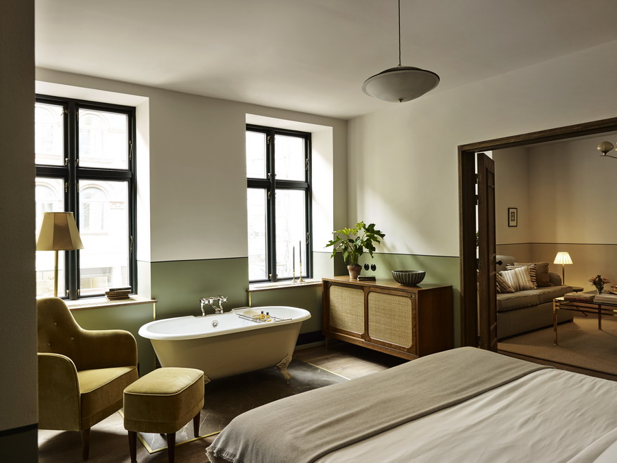 Svit, Hotel Sanders